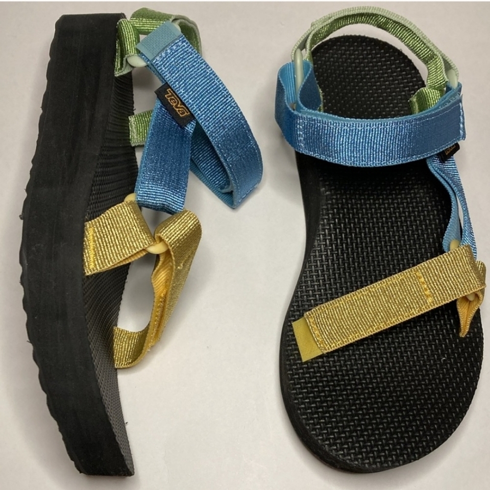NIB Teva Midform Universal Women's sandals size 9 Blue/Gold/Green